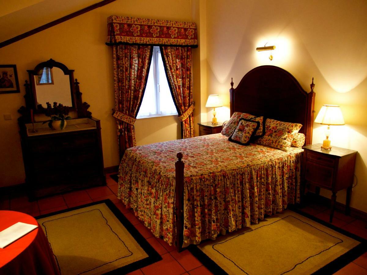 Casa Dos Arrabidos Guest House ตอร์เฮสนอวาส ภายนอก รูปภาพ